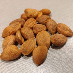 Apricot Almond (Giri)